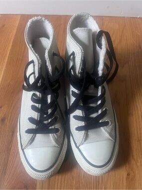 Converse beige leatherChuck Taylor All Star winter lux high tops with Black trim